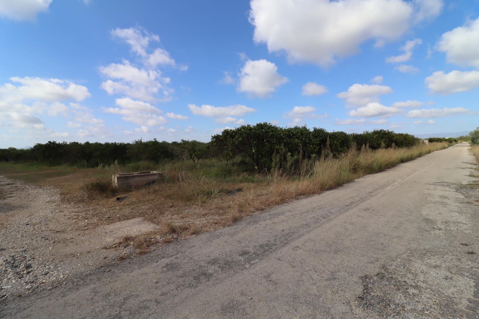 Grunde uden byggetilladelser til salg i Vinaros - € 27.000 (Ref: 9321898)