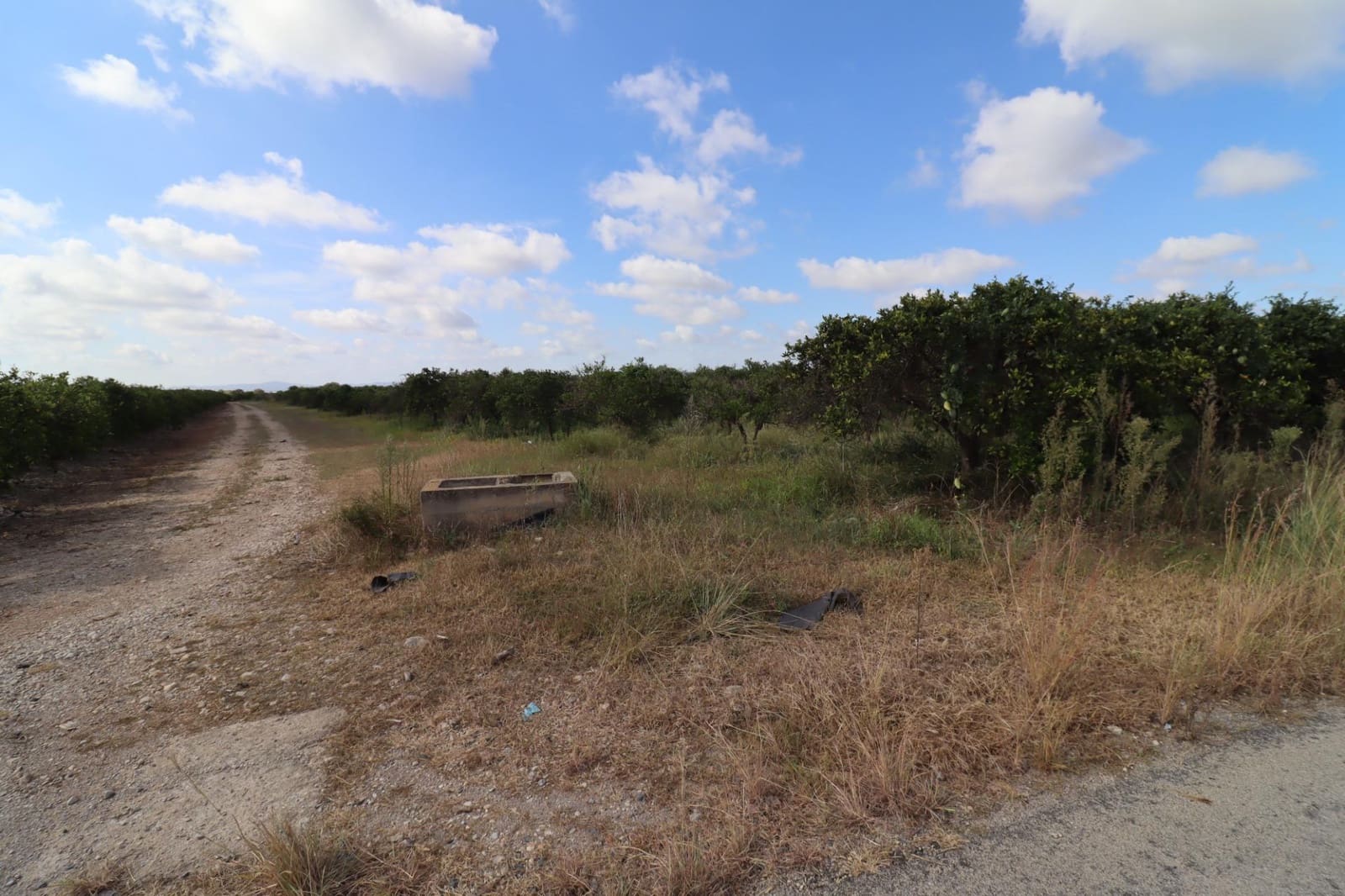 Grunde uden byggetilladelser til salg i Vinaros - € 27.000 (Ref: 9321898)