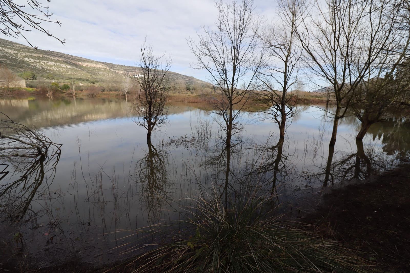 3 slaapkamer Finca/Landhuis te koop in Ulldecona met zwembad - € 128.000 (Ref: 9586494)