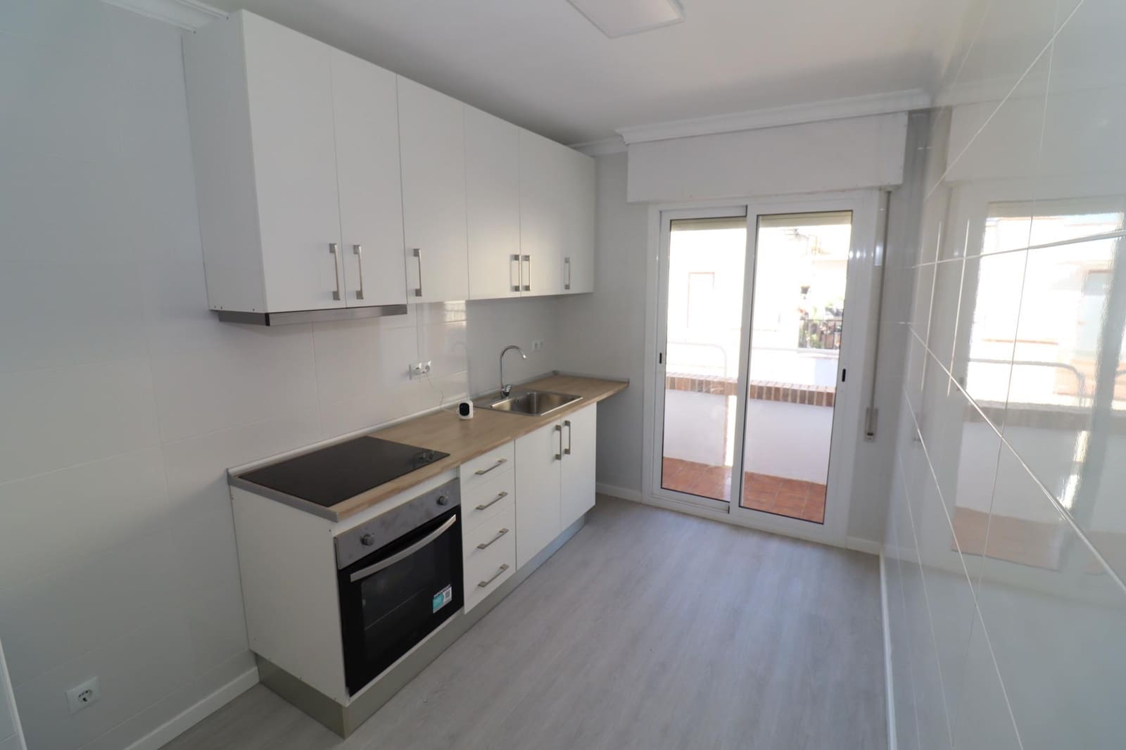 3 bedroom Flat for sale in Alcanar - € 106,000 (Ref: 9719955)