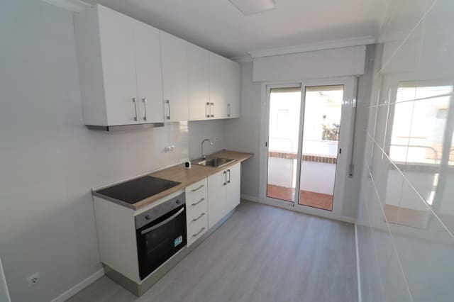 3 bedroom Flat for sale in Alcanar - € 106,000 (Ref: 9719955)