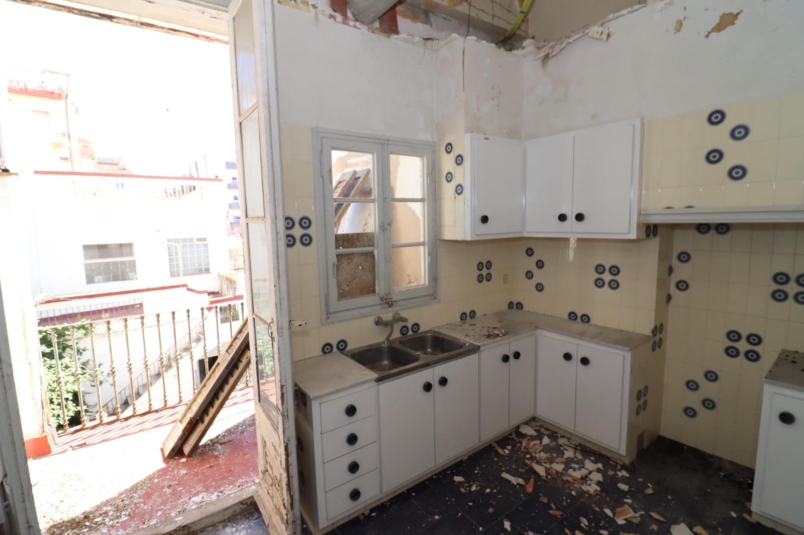 6 chambre Maison de Ville à vendre à Sant Carles de la Rapita - 330 000 € (Ref: 9761987)