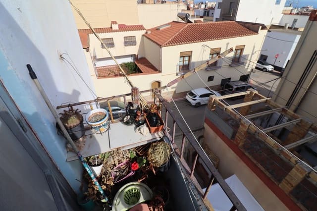 2 bedroom Flat for sale in Alcanar - € 25,000 (Ref: 9797105)