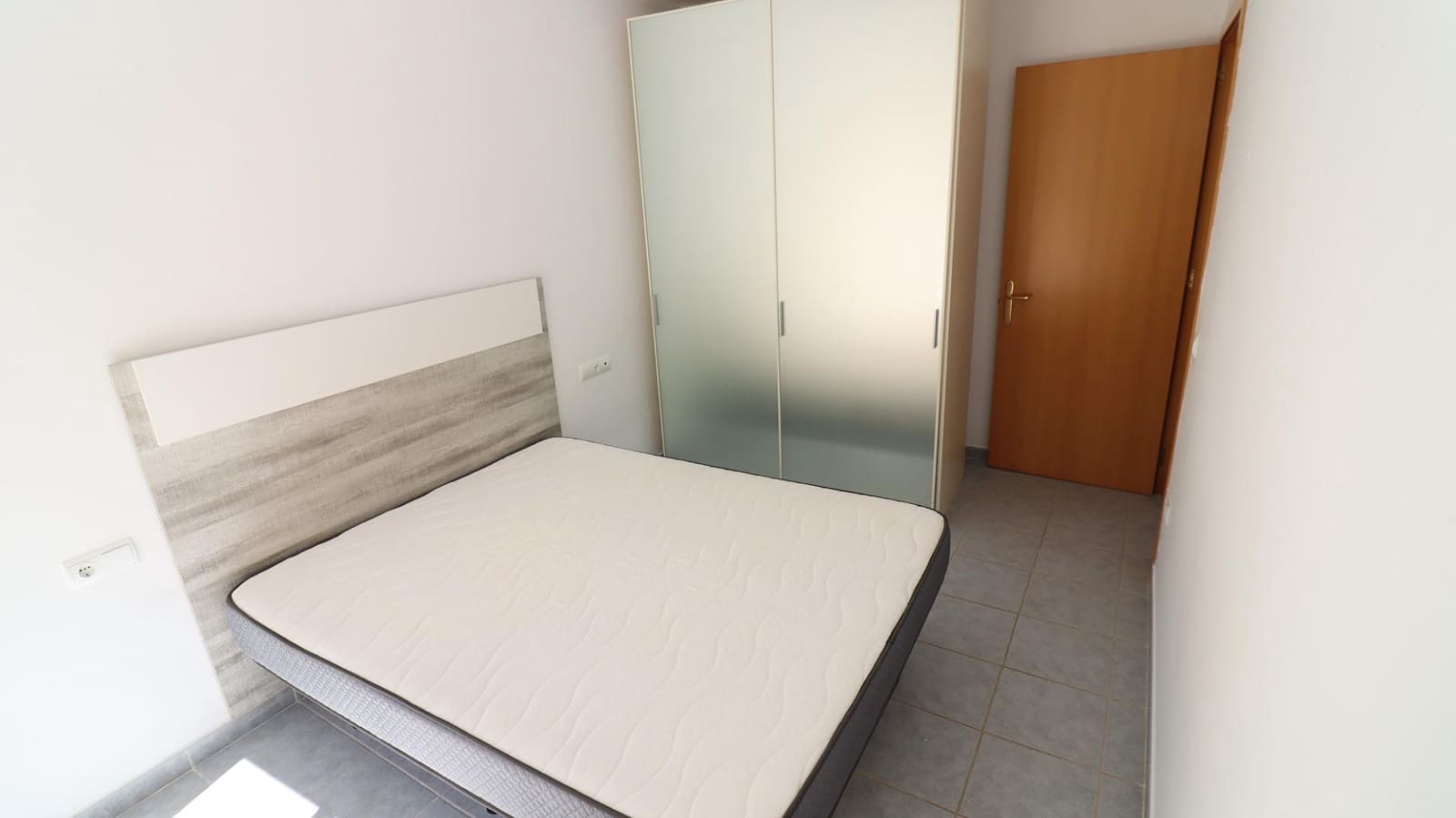 3 bedroom Apartment for sale in Alcanar - € 120,000 (Ref: 9843401)