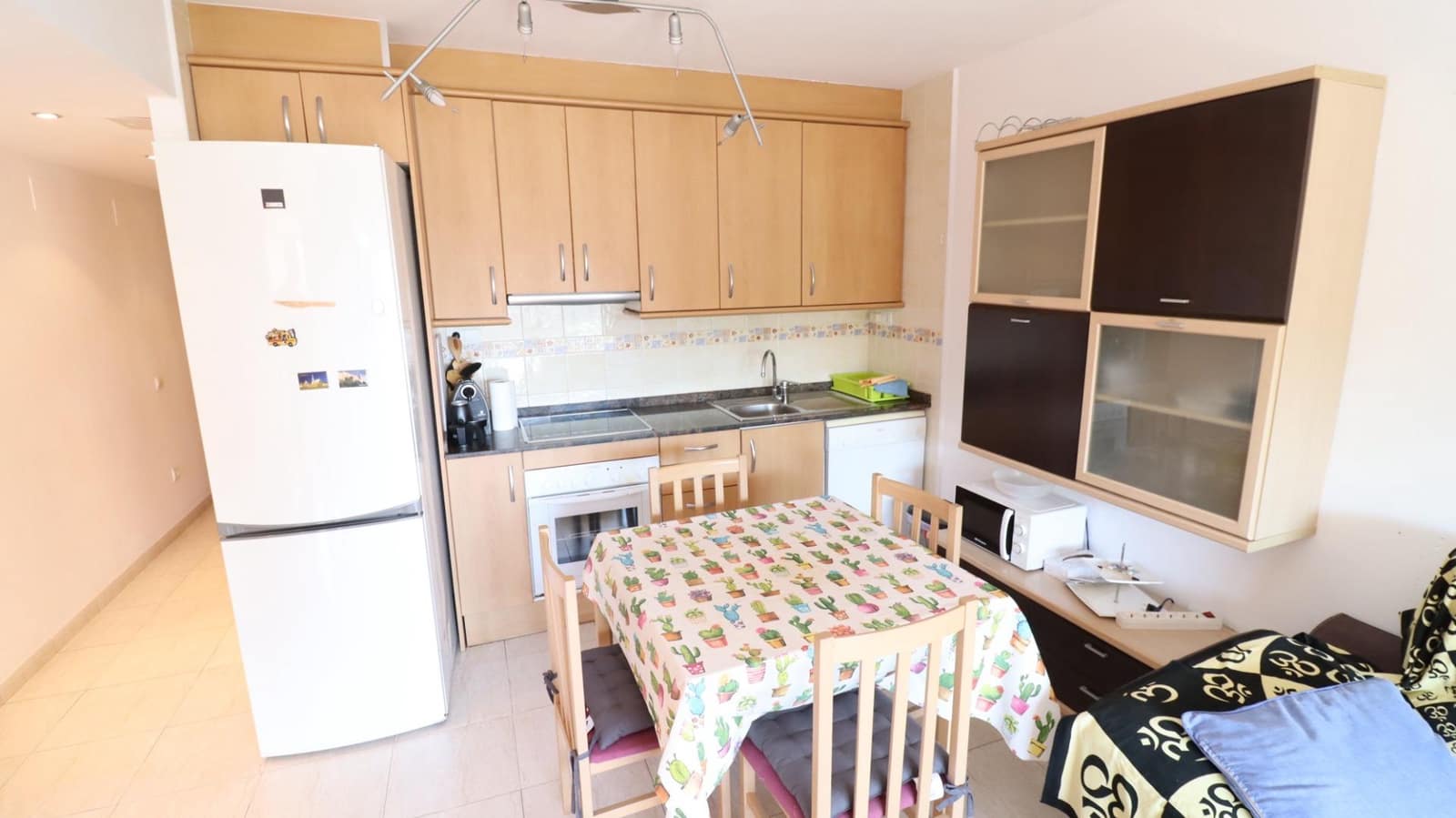 2 bedroom Flat for sale in Les Cases d'Alcanar with pool - € 150,000 (Ref: 9855460)