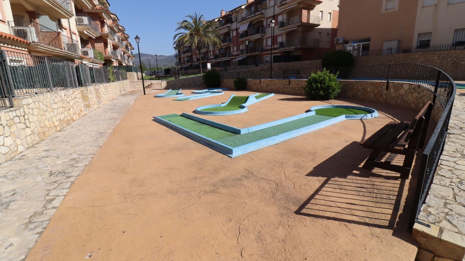2 bedroom Flat for sale in Les Cases d'Alcanar with pool - € 150,000 (Ref: 9855460)