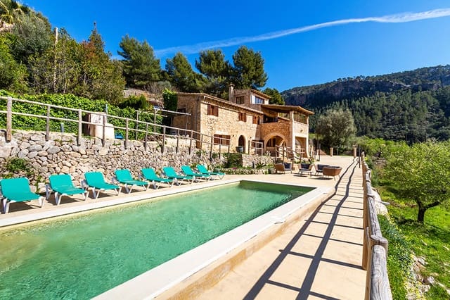 5 soveværelse Finca/Landehus til salg i Bunyola med swimmingpool - € 2.500.000 (Ref: 5742797)