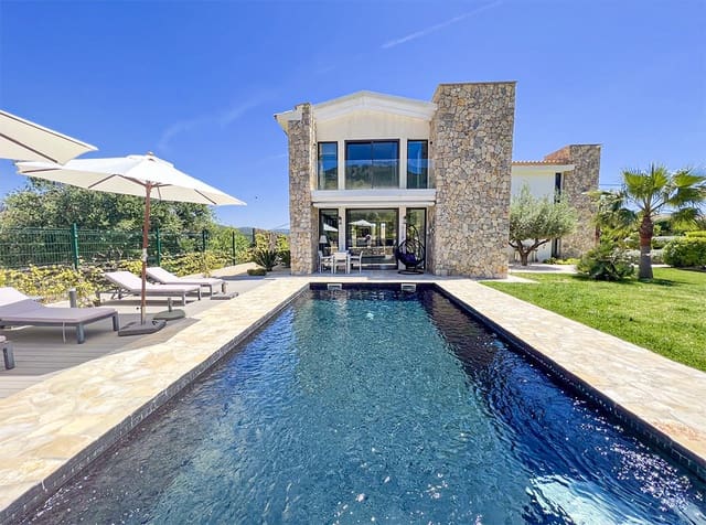 4 soveværelse Villa til salg i Es Capdella, Calvià med swimmingpool - € 2.400.000 (Ref: 7093888)