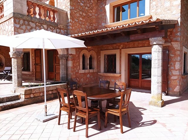 5 soveværelse Finca/Landehus til salg i Cala Millor, Son Servera med swimmingpool - € 3.410.000 (Ref: 7093927)