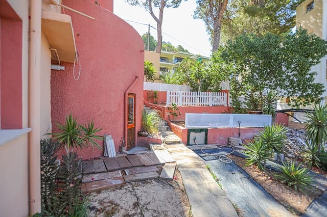 8 soveværelse Villa til salg i Costa de la Calma, Calvià - € 850.000 (Ref: 7093934)