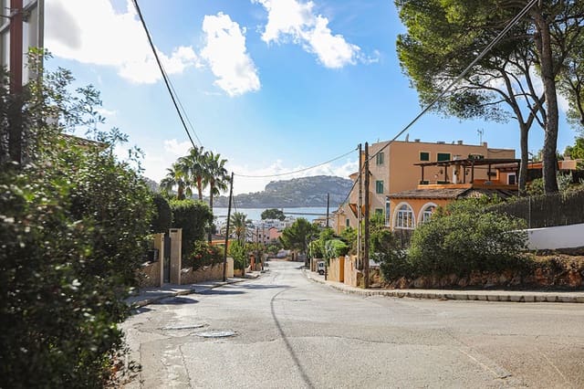 Grunde uden byggetilladelser til salg i Puerto de Andratx, Andratx - € 1.500.000 (Ref: 7323168)