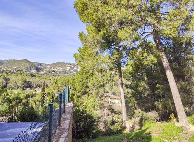 Ubebygd land til salgs i Son Vida, Palma de Mallorca - € 1 220 000 (Ref: 7531368)