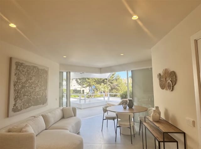2 soveværelse Lejlighed til salg i Cala Vinyes / Cala Vinyas / Cala Viñas, Calvià med swimmingpool - € 575.000 (Ref: 9131201)
