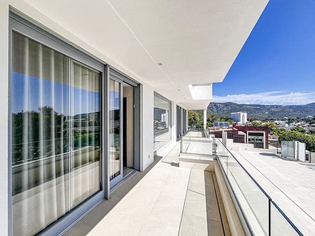 5 soveværelse Villa til salg i Palmanova, Calvià med swimmingpool - € 4.950.000 (Ref: 9131211)