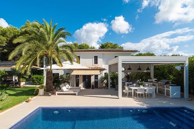 5 soveværelse Villa til salg i Costa de la Calma, Calvià med swimmingpool - € 3.750.000 (Ref: 9158845)