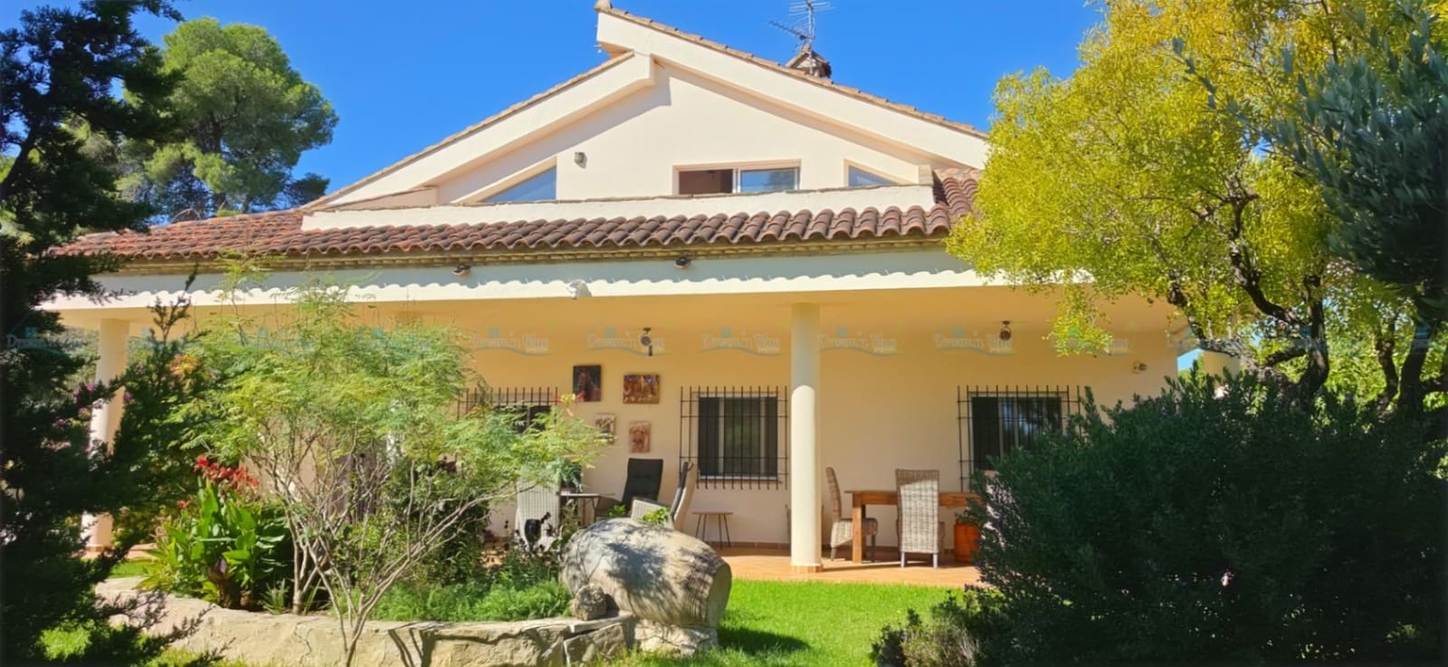 5 quarto Moradia para venda em Ontinyent com piscina garagem - 480 000 € (Ref: 10111128)