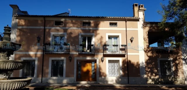 9 bedroom Villa for sale in Muro de Alcoy with pool garage - € 875,000 (Ref: 4396213)