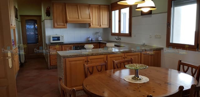 9 bedroom Villa for sale in Muro de Alcoy with pool garage - € 875,000 (Ref: 4396213)