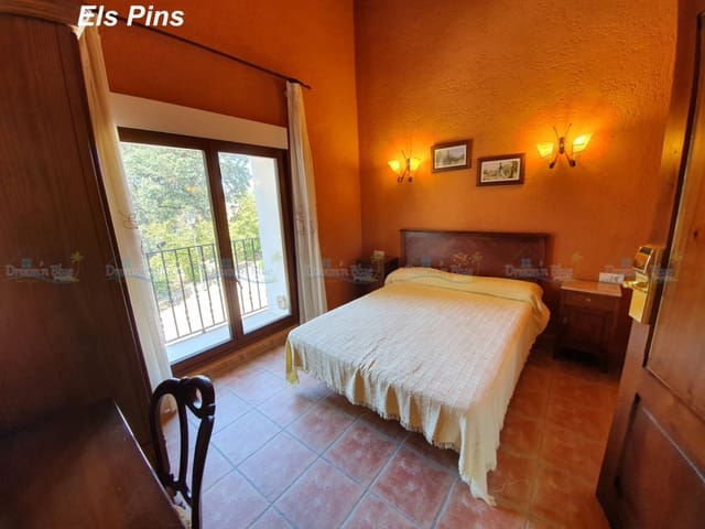 10 sypialnia Willa na sprzedaż w Bocairent z garażem - 1 750 000 € (Ref: 4737524)