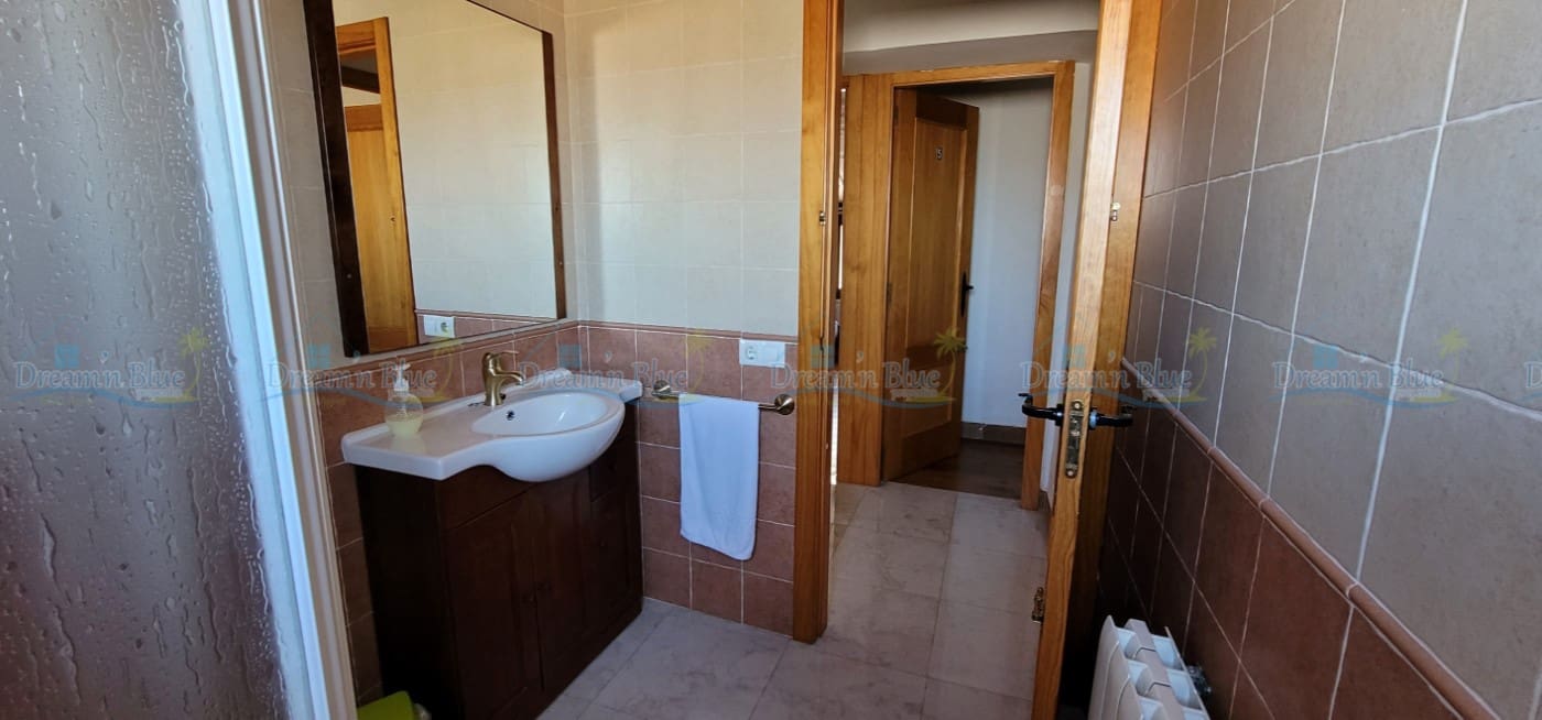 5 slaapkamer Huis te koop in Albaida met zwembad - € 220.000 (Ref: 6784067)