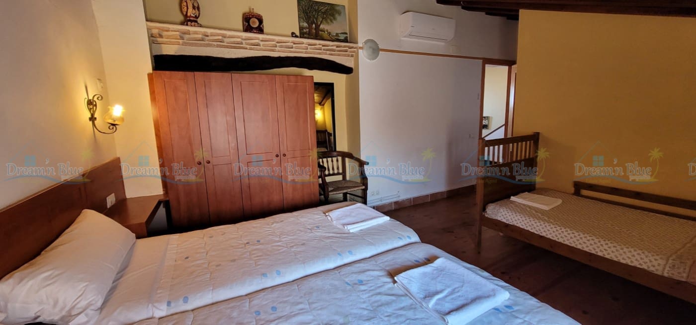 5 slaapkamer Huis te koop in Albaida met zwembad - € 220.000 (Ref: 6784067)