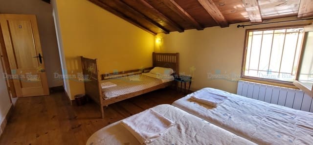 5 slaapkamer Huis te koop in Albaida met zwembad - € 220.000 (Ref: 6784067)