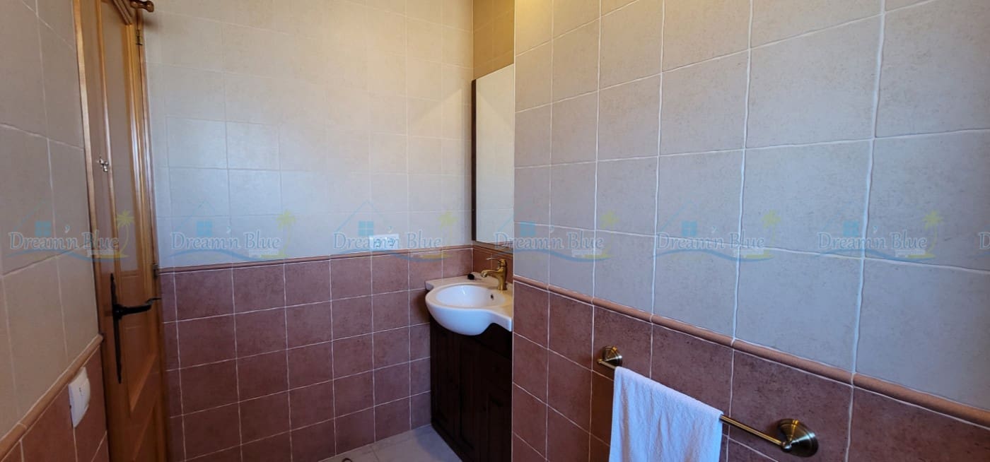 5 slaapkamer Huis te koop in Albaida met zwembad - € 220.000 (Ref: 6784067)