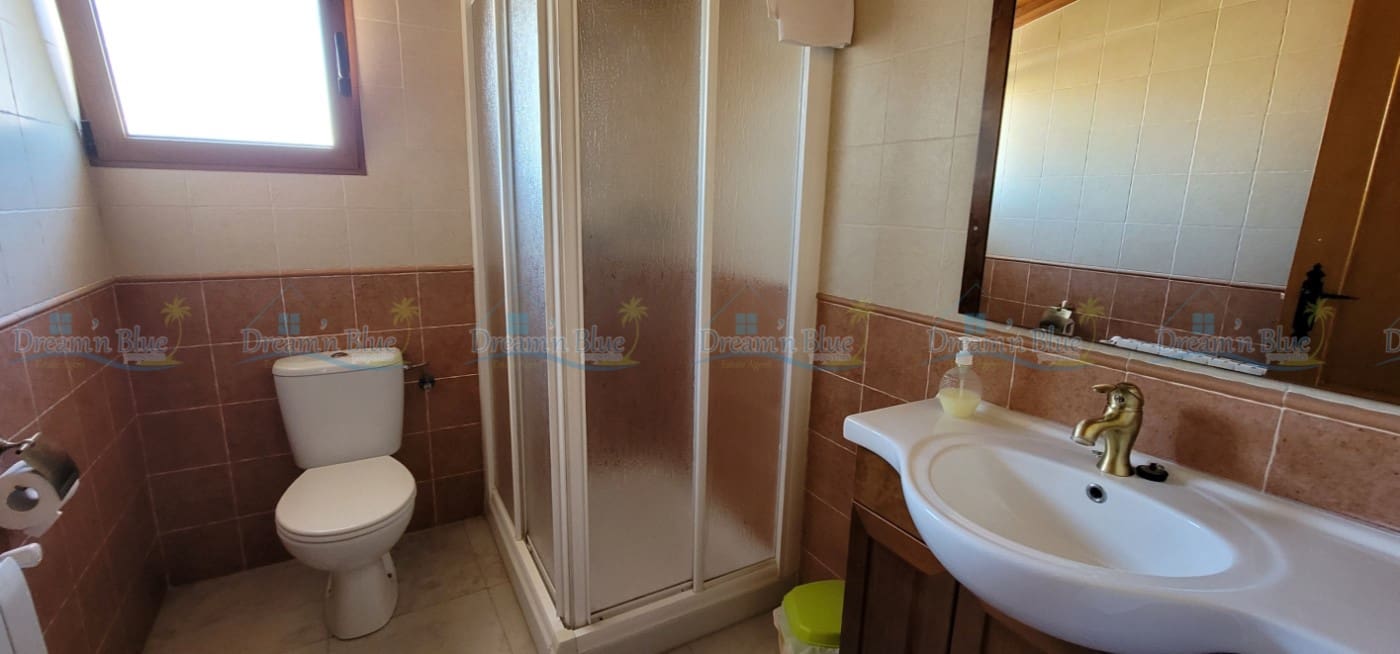 5 slaapkamer Huis te koop in Albaida met zwembad - € 220.000 (Ref: 6784067)