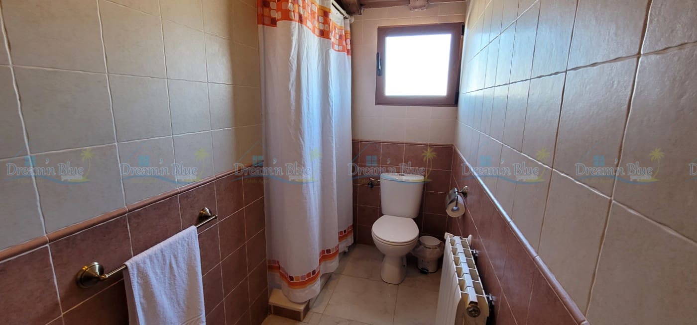5 slaapkamer Huis te koop in Albaida met zwembad - € 220.000 (Ref: 6784067)