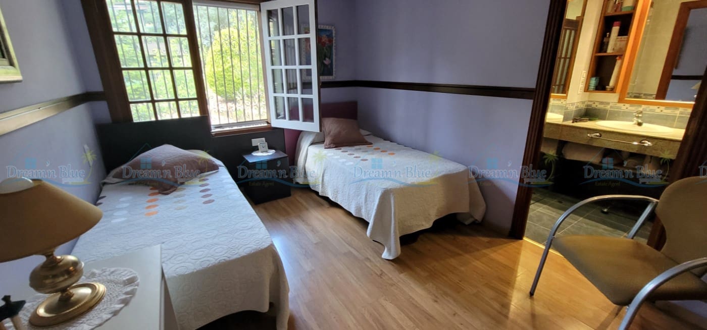 4 soveværelse Villa til salg i Barx med swimmingpool garage - € 569.000 (Ref: 7054616)