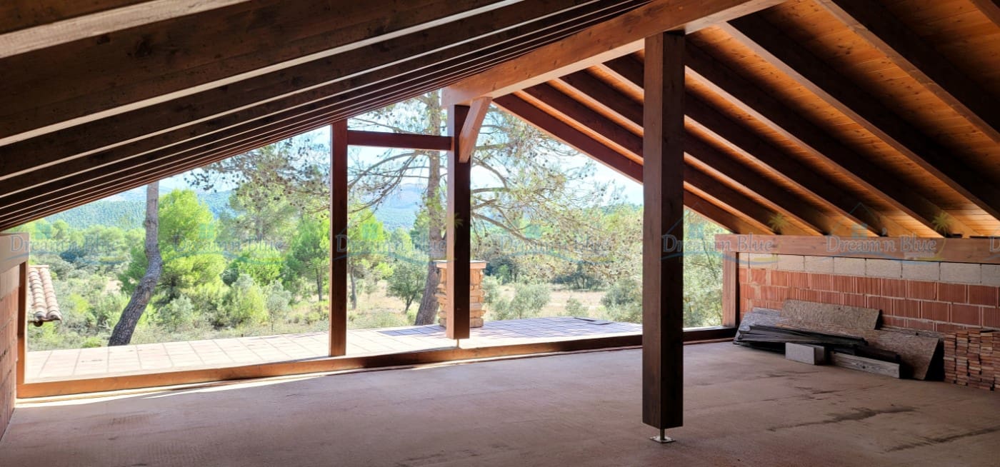 4 soveværelse Villa til salg i Bocairent - € 165.000 (Ref: 7185994)