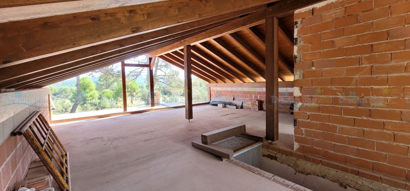 4 soveværelse Villa til salg i Bocairent - € 165.000 (Ref: 7185994)