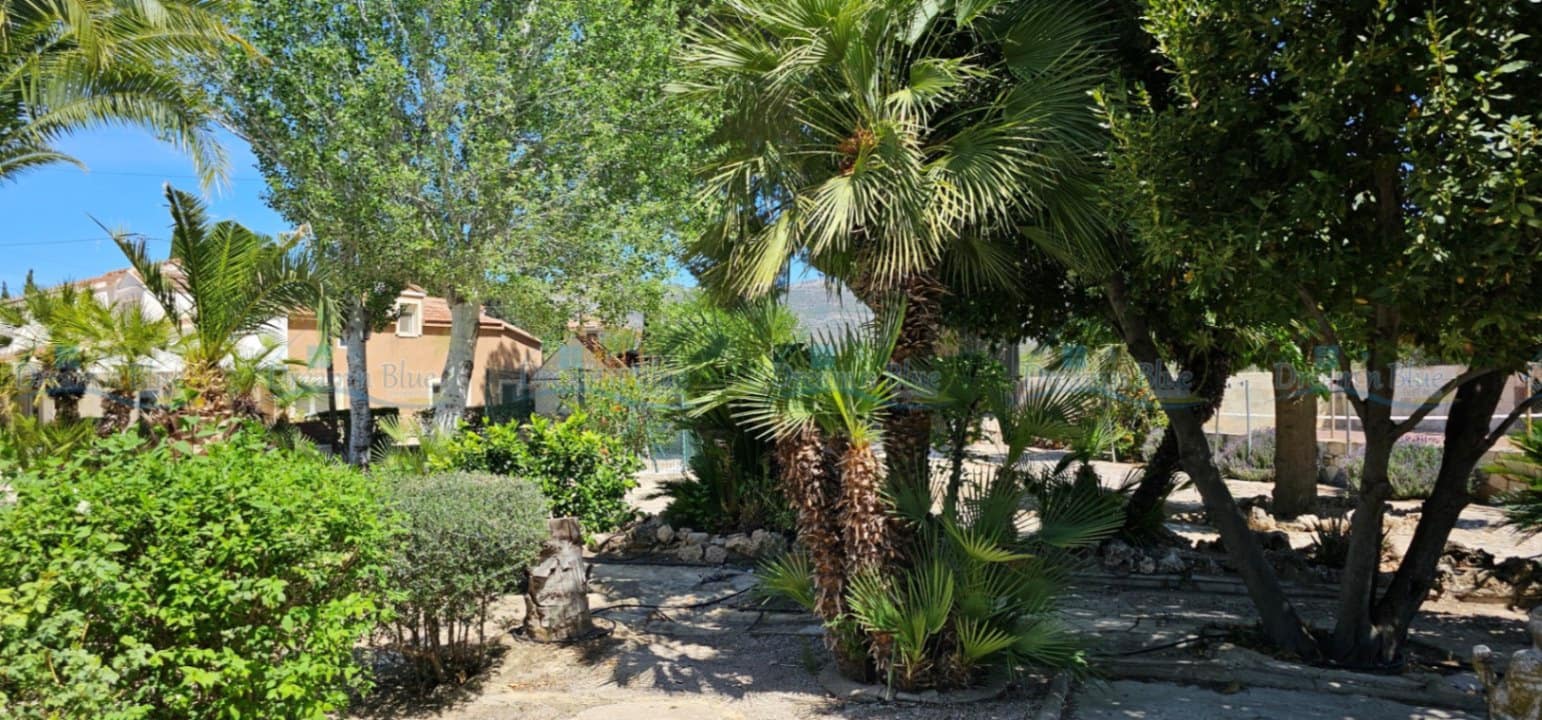 4 soveværelse Villa til salg i Muro de Alcoy med swimmingpool garage - € 425.000 (Ref: 8317521)