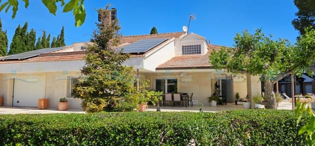 4 soveværelse Villa til salg i Muro de Alcoy med swimmingpool garage - € 425.000 (Ref: 8317521)