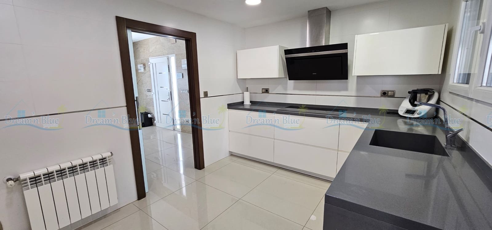 4 soveværelse Villa til salg i Muro de Alcoy med swimmingpool garage - € 425.000 (Ref: 8317521)