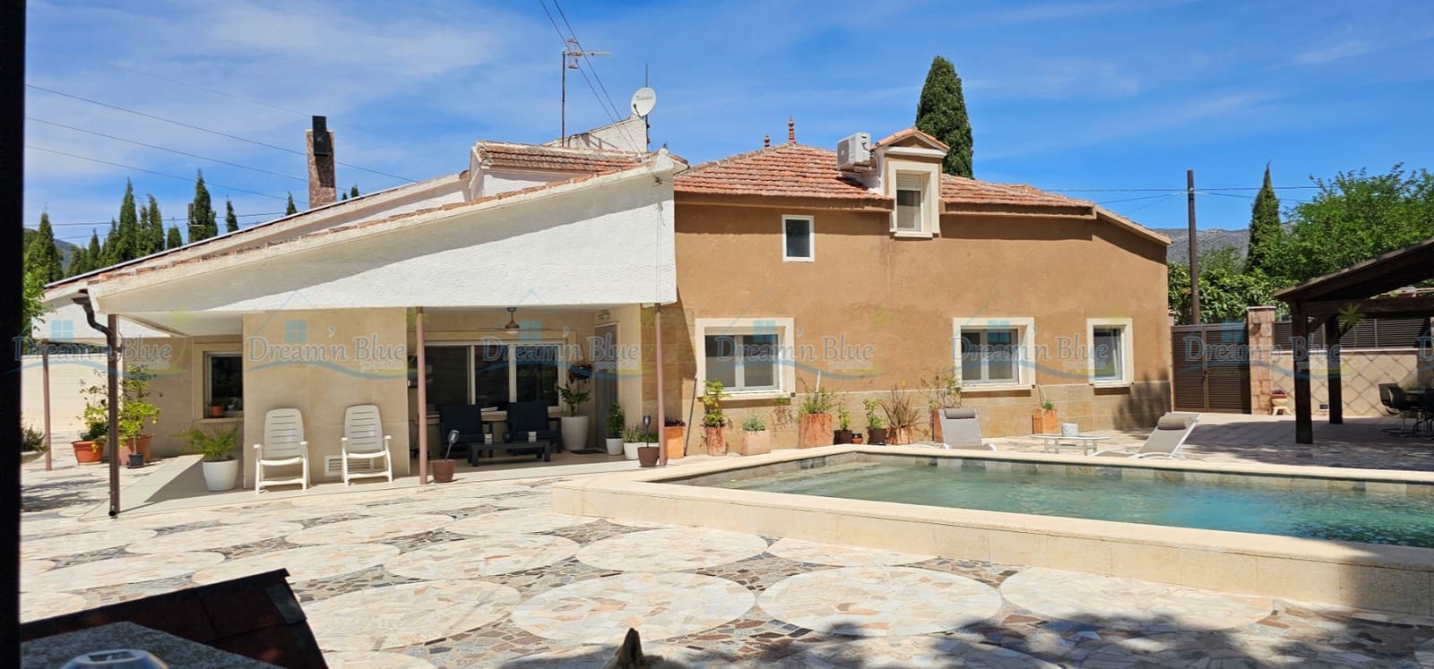 4 soveværelse Villa til salg i Muro de Alcoy med swimmingpool garage - € 425.000 (Ref: 8317521)