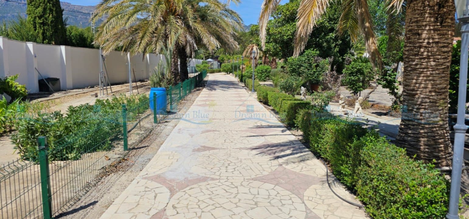 4 soveværelse Villa til salg i Muro de Alcoy med swimmingpool garage - € 425.000 (Ref: 8317521)