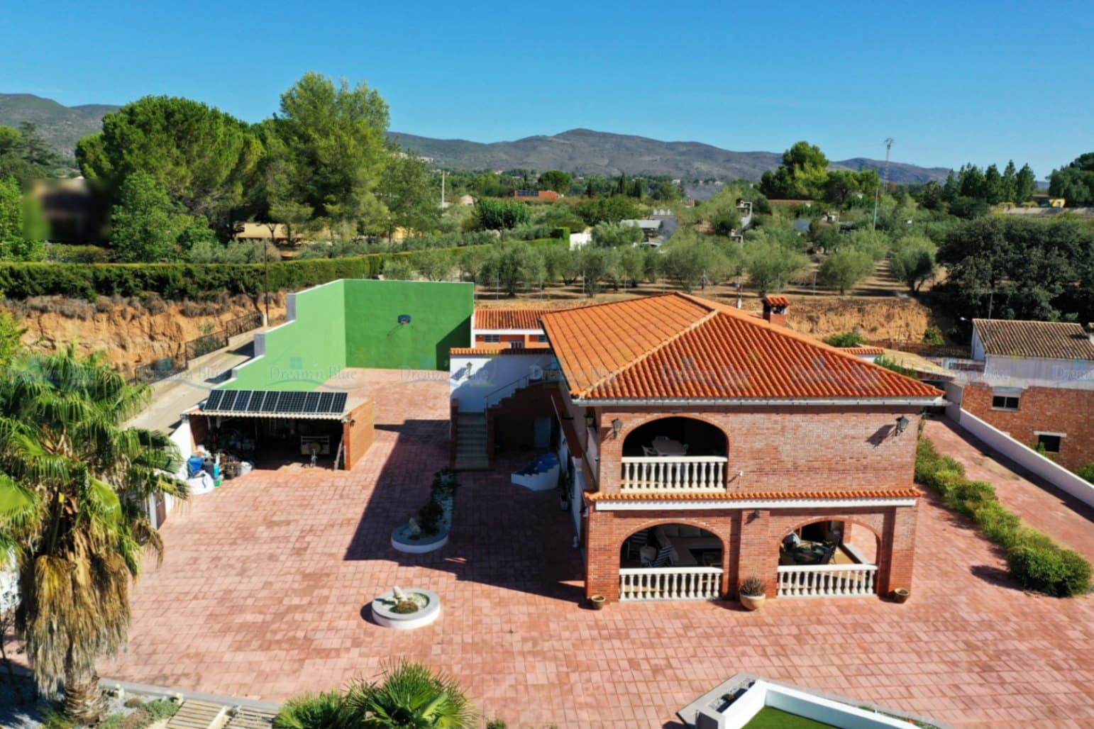 7 soveværelse Villa til salg i Ontinyent med swimmingpool garage - € 330.000 (Ref: 8485326)