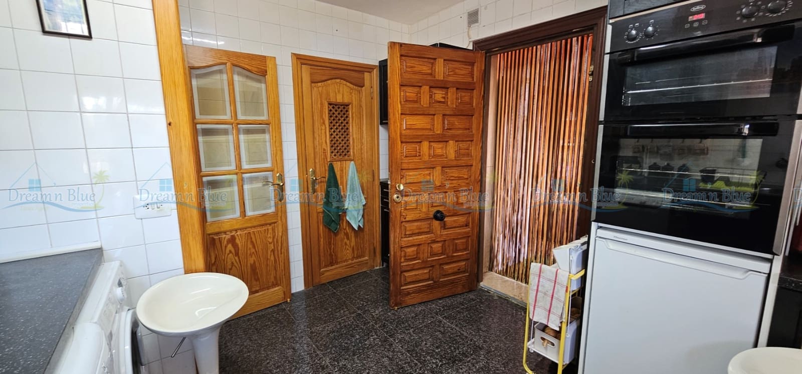 7 soveværelse Villa til salg i Ontinyent med swimmingpool garage - € 330.000 (Ref: 8485326)