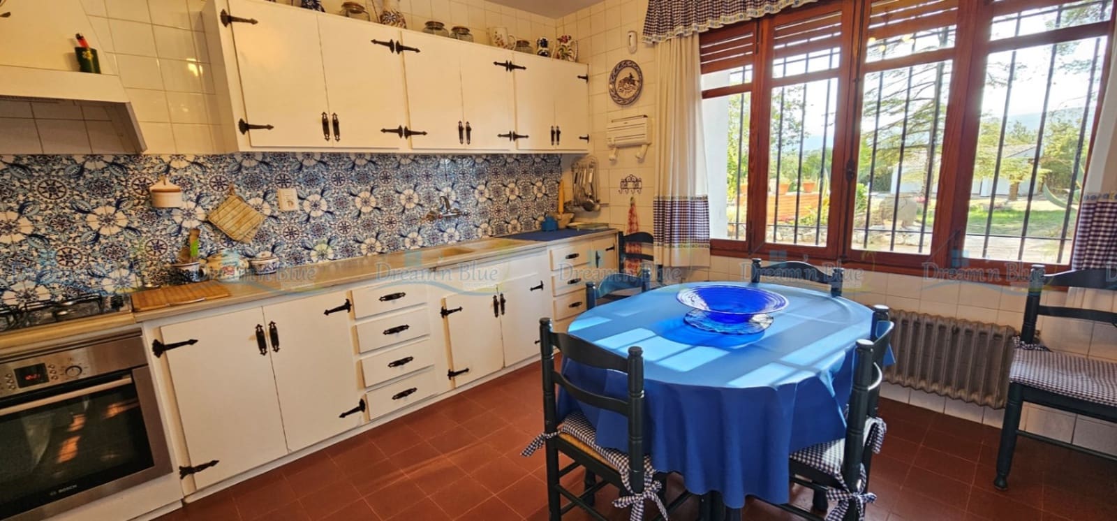 7 soverom Villa til salgs i Ontinyent med svømmebasseng garasje - € 650 000 (Ref: 8736650)