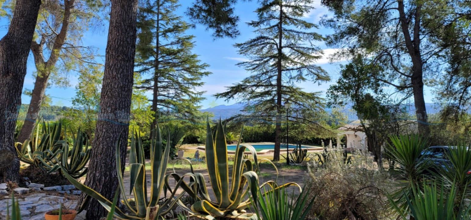 7 soverom Villa til salgs i Ontinyent med svømmebasseng garasje - € 650 000 (Ref: 8736650)