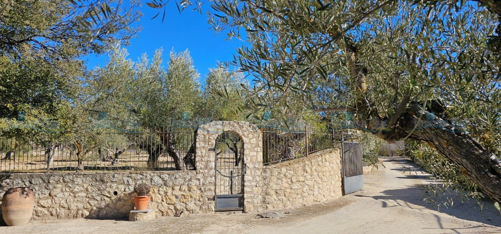 5 soveværelse Villa til salg i Alcoy / Alcoi med swimmingpool garage - € 195.000 (Ref: 8776898)