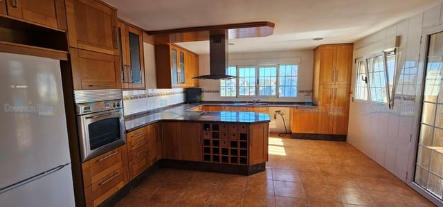 Casa de 3 habitaciones en Cocentaina en venta con garaje - 200.000 € (Ref: 8830537)