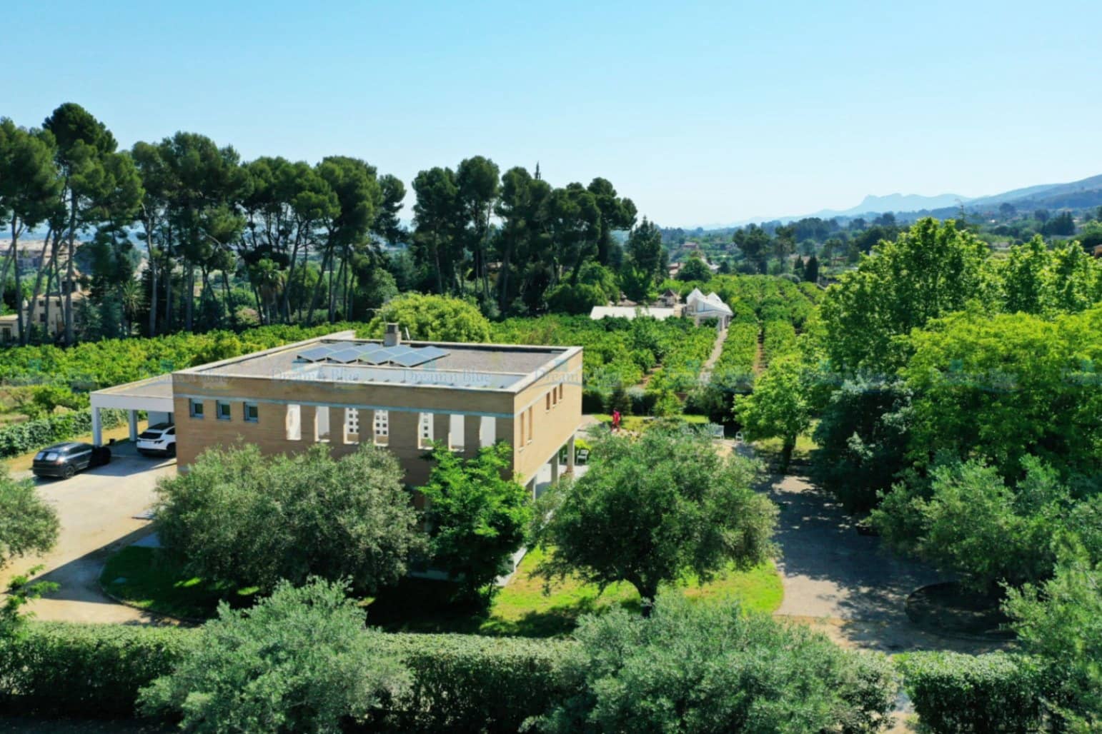 5 soveværelse Villa til salg i Ontinyent med garage - € 490.000 (Ref: 9104172)