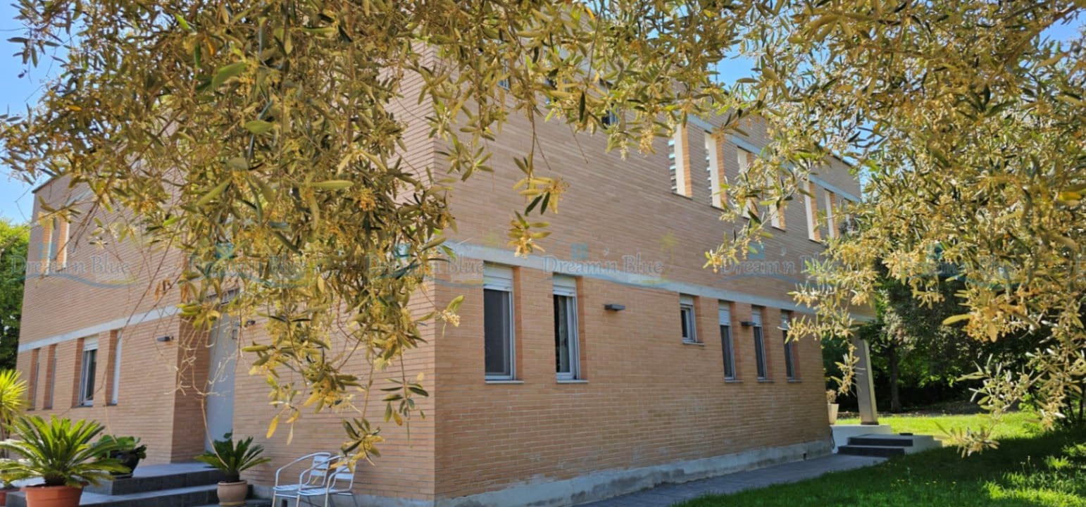 5 soveværelse Villa til salg i Ontinyent med garage - € 490.000 (Ref: 9104172)