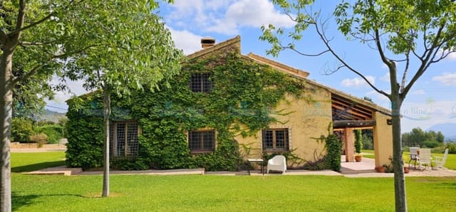 5 soveværelse Villa til salg i Muro de Alcoy med swimmingpool garage - € 880.000 (Ref: 9198686)