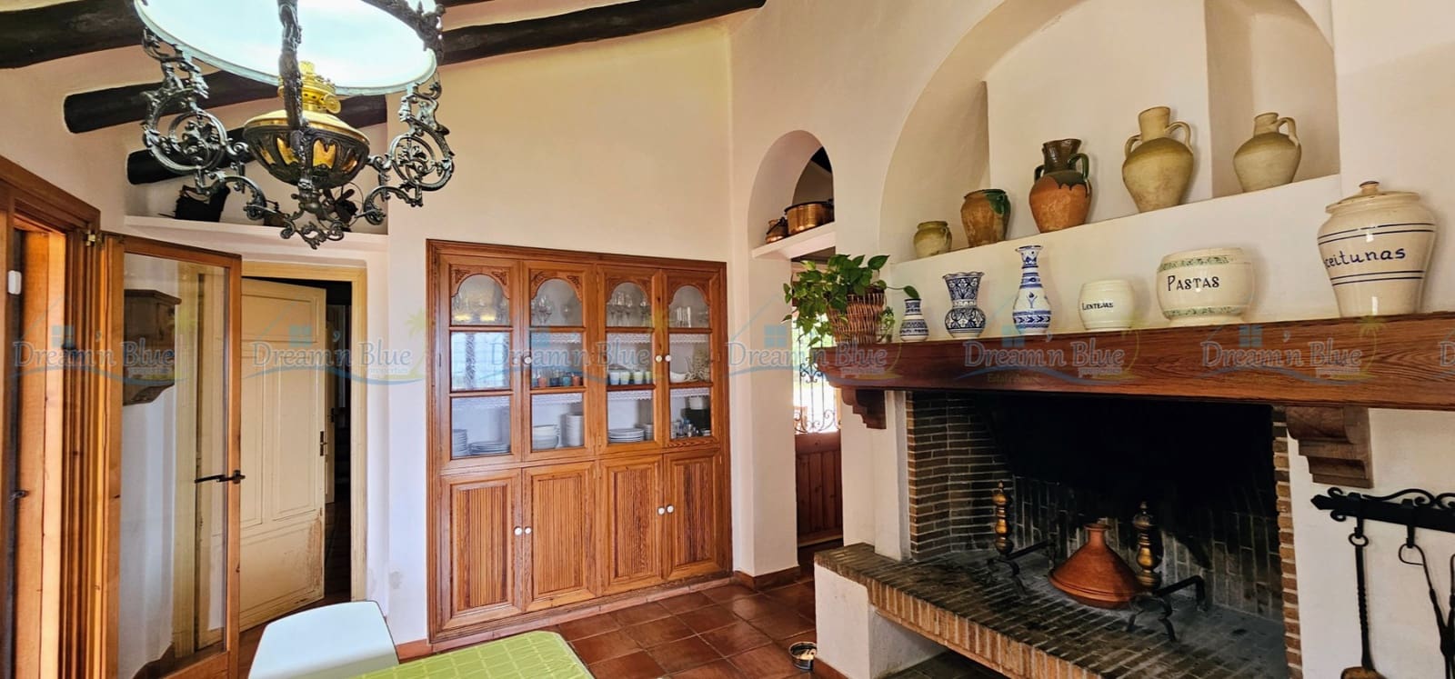 5 soveværelse Villa til salg i Muro de Alcoy med swimmingpool garage - € 880.000 (Ref: 9198686)