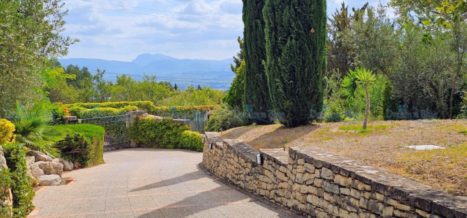 5 soveværelse Villa til salg i Muro de Alcoy med swimmingpool garage - € 880.000 (Ref: 9198686)