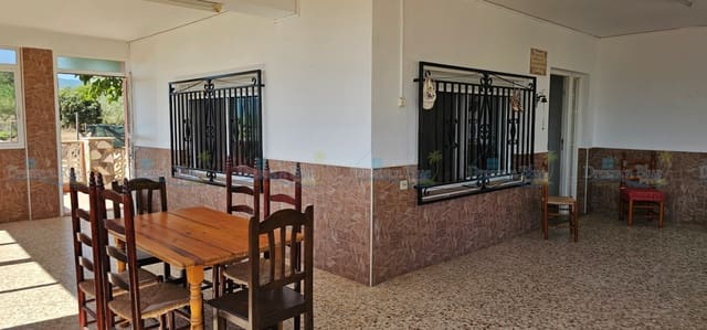 4 bedroom Villa for sale in Aielo de Malferit with pool garage - € 220,000 (Ref: 9265647)