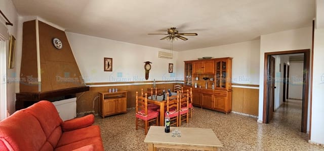 4 bedroom Villa for sale in Aielo de Malferit with pool garage - € 220,000 (Ref: 9265647)